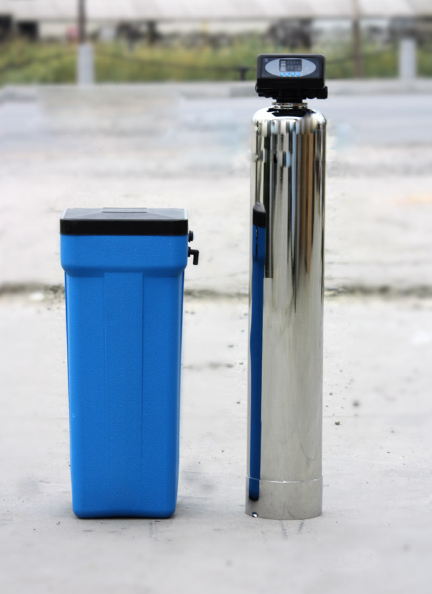 數(shù)顯多路閥全自動(dòng)軟水器(軟化水設(shè)備)